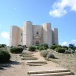 Picture of iconic Castel del Monte in Puglia